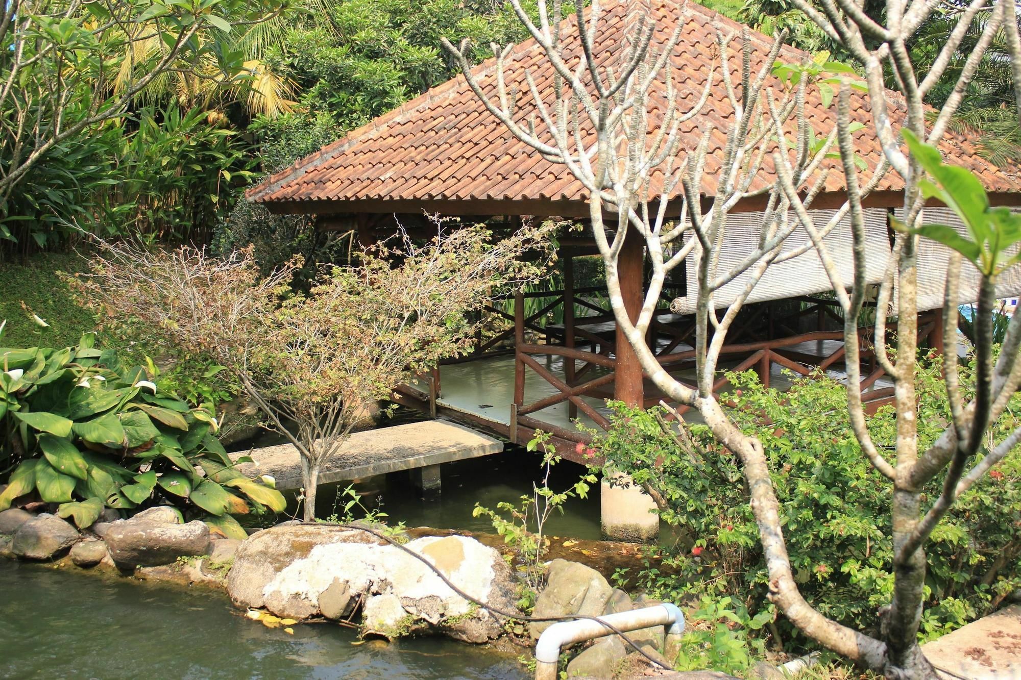 Bumi Cikeas Sentul Bogor酒店 外观 照片